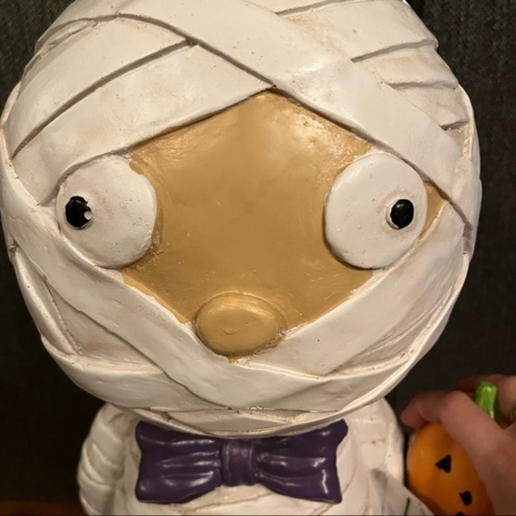 Gus The Mummy Large Statue NWT - Picture 6 of 8